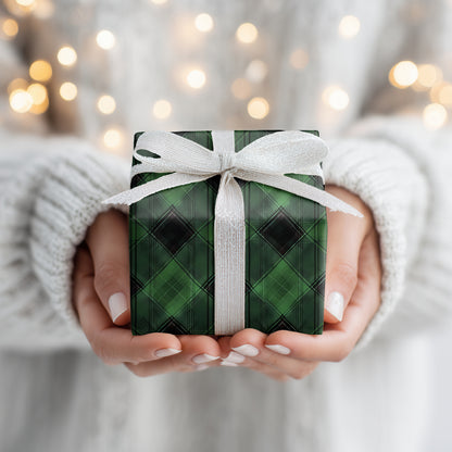 Green Geometry Weaves Midnight Tales