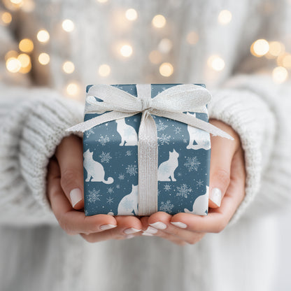 Winter's Silent Feline Chorus