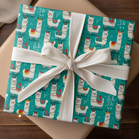 Llamas Sing Holiday Cheer